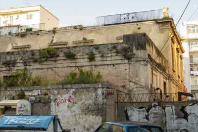 Bari, quel rudere abbandonato in via Laterza: fu un'antica fabbrica del ghiaccio